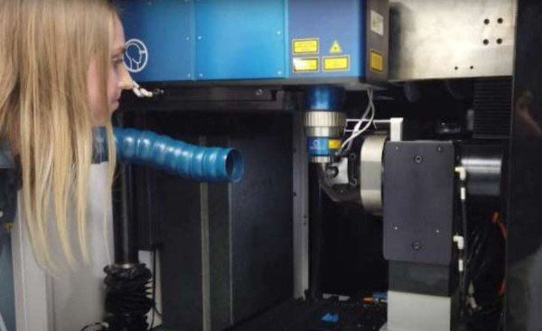 Il laboratorio brilla a livello submicronico grazie alla lavorazione laser